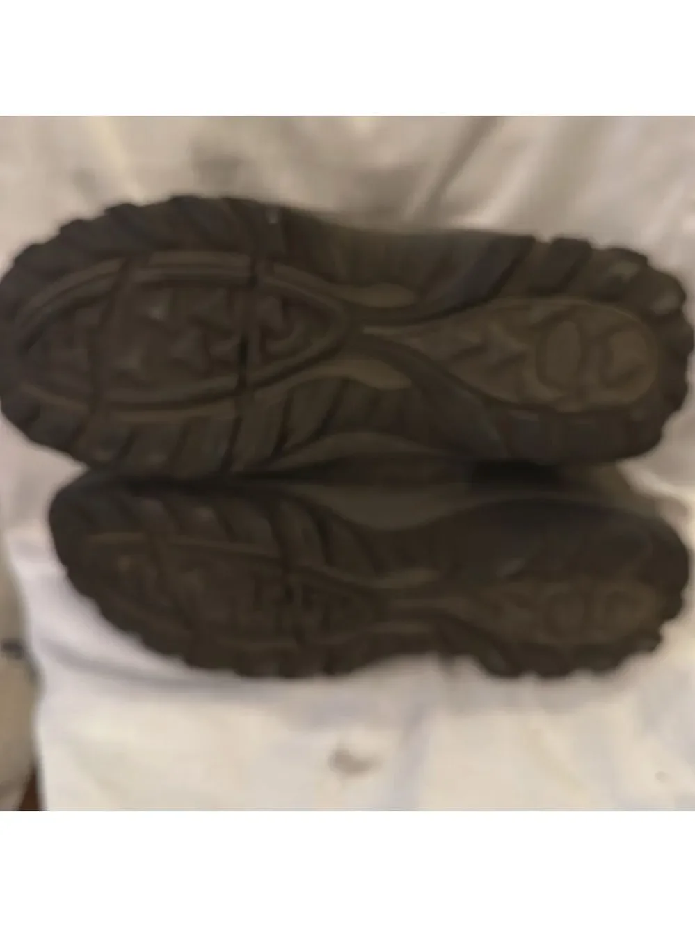 Mens Bearpaw hiking boots Used 10.5. Soles are in great condition.